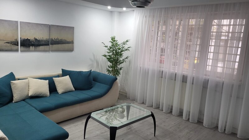 Unirii, Palatul Parlamentului,